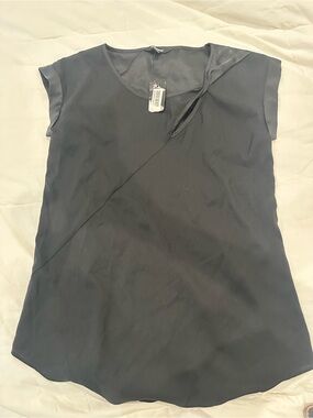 Express Black Short-Sleeve